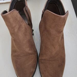 Elegant Tan Ankle Booties for Women